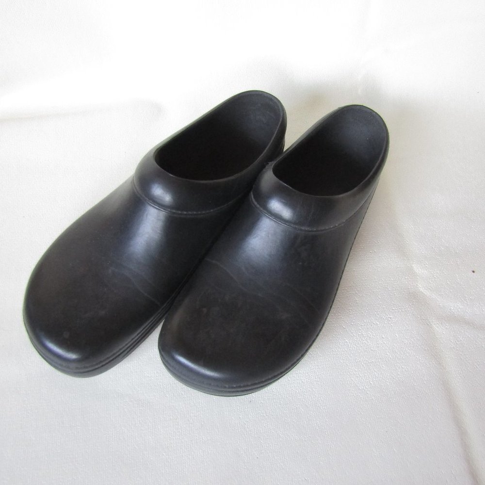 Klogs Men's Size 13 Slip on  Shoes